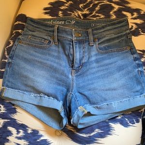 Vineyard Vines jean shorts